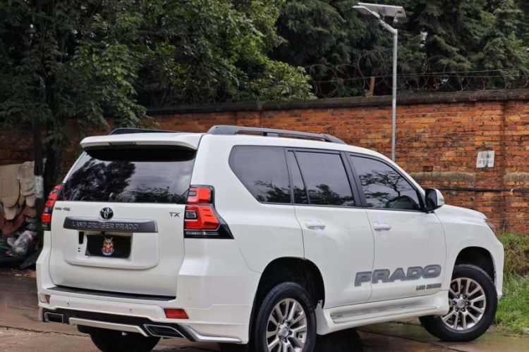 Used Toyota Prado 2018 3.5L Automatic TX-L Exterior 4