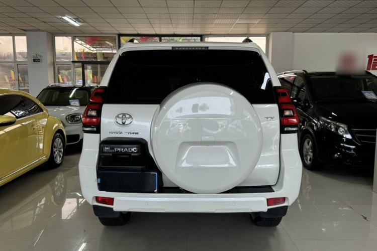 Used Toyota Prado 2018 3.5L Automatic TX-L with Rear-Mounted Spare Tire Exterior 4
