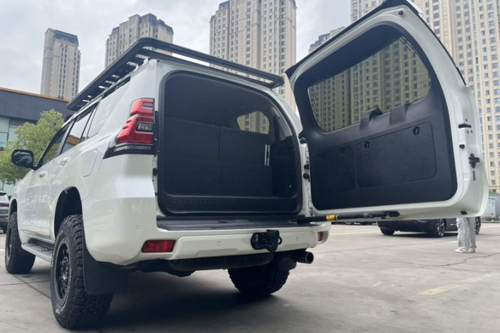 Used Toyota Prado 2018 3.5L Automatic TX-L NAVI Exterior 4