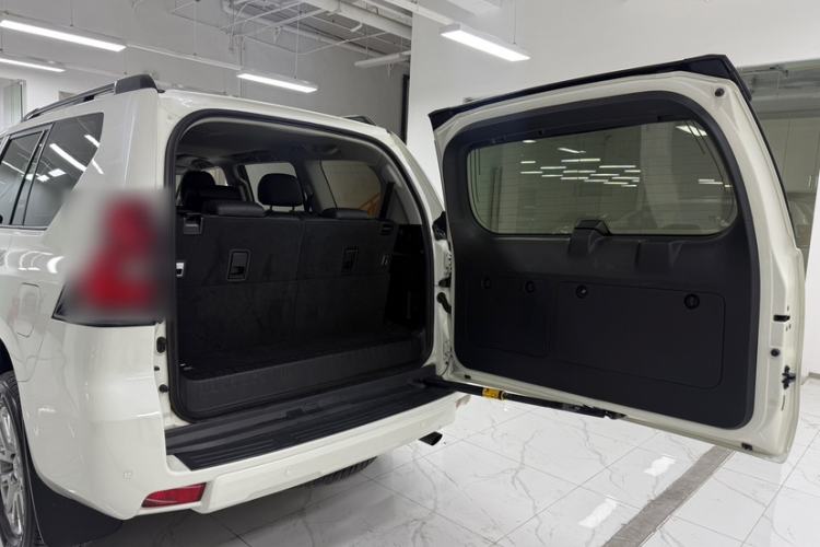 Used Toyota Prado 2018 3.5L Automatic TX Exterior 4