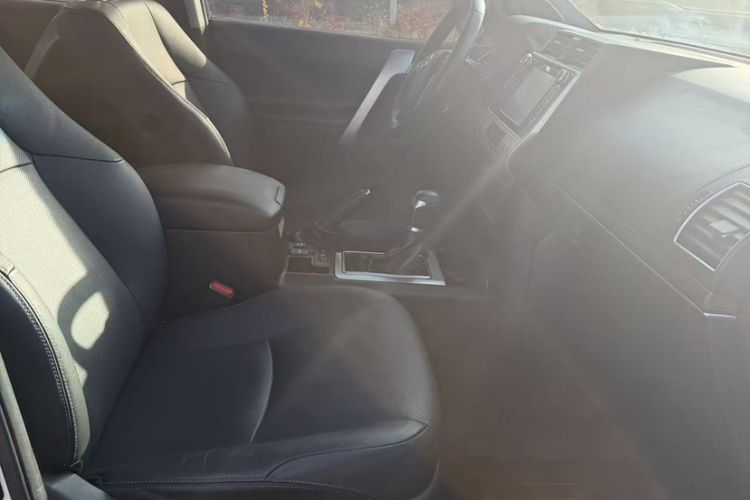 Used Toyota Prado 2018 3.5L Automatic TX-L Exterior 5