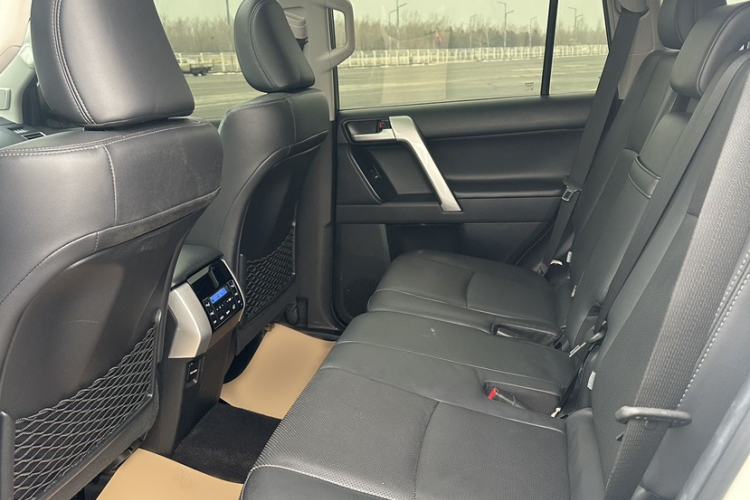 Used Toyota Prado 2018 3.5L Automatic TX-L Exterior 5