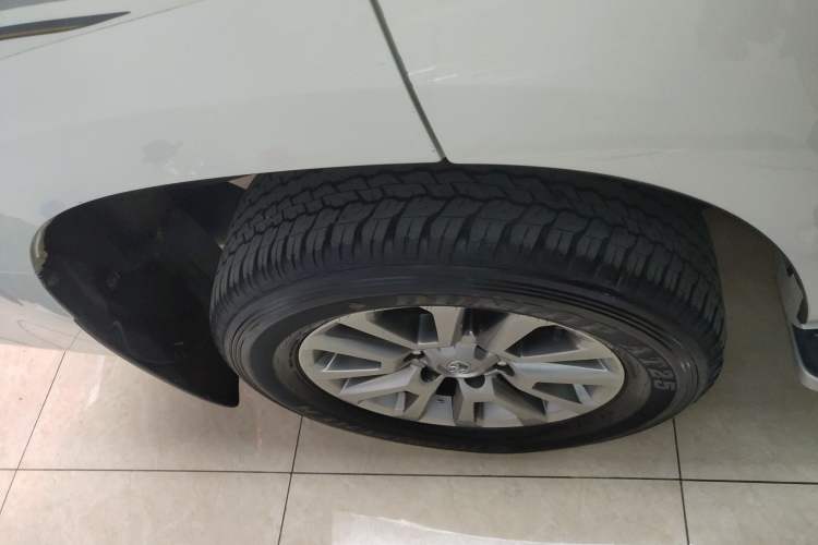 Used Toyota Prado 2018 3.5L Automatic SX Exterior 5