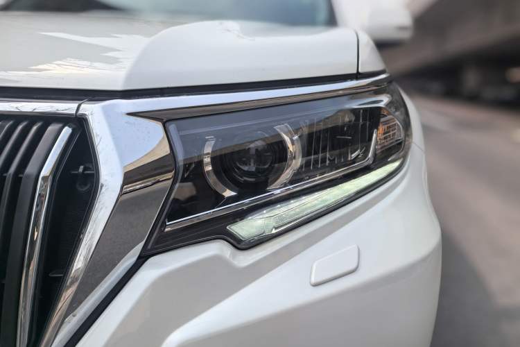 Used Toyota Prado 2018 3.5L Automatic TX-L Exterior 6