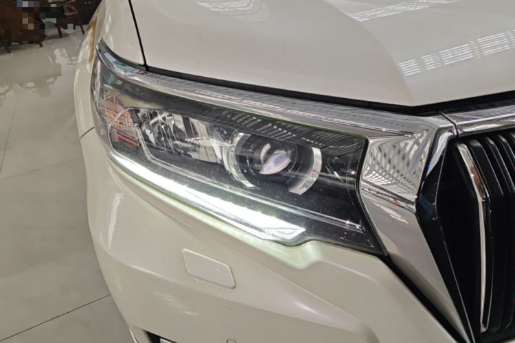 Used Toyota Prado 2018 3.5L Automatic TX-L with Rear-Mounted Spare Tire Exterior 6