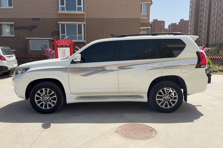 Used Toyota Prado 2018 3.5L Automatic TX-L NAVI with Rear-Mounted Spare Tire Exterior 7