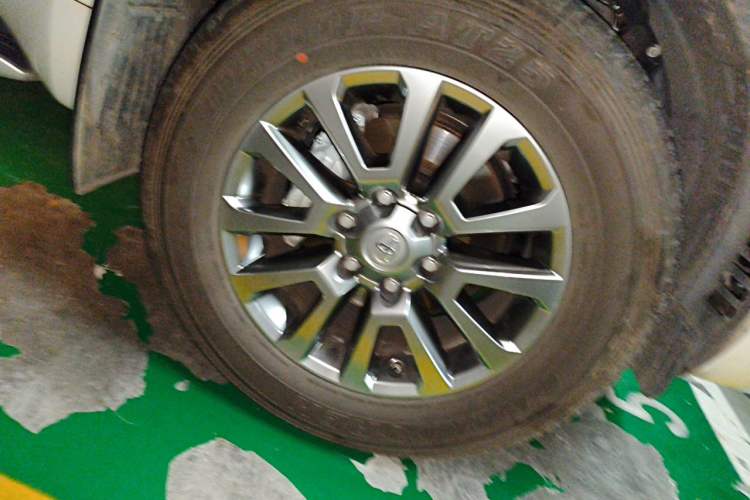 Used Toyota Prado 2018 3.5L Automatic TX-L with Rear-Mounted Spare Tire Exterior 7