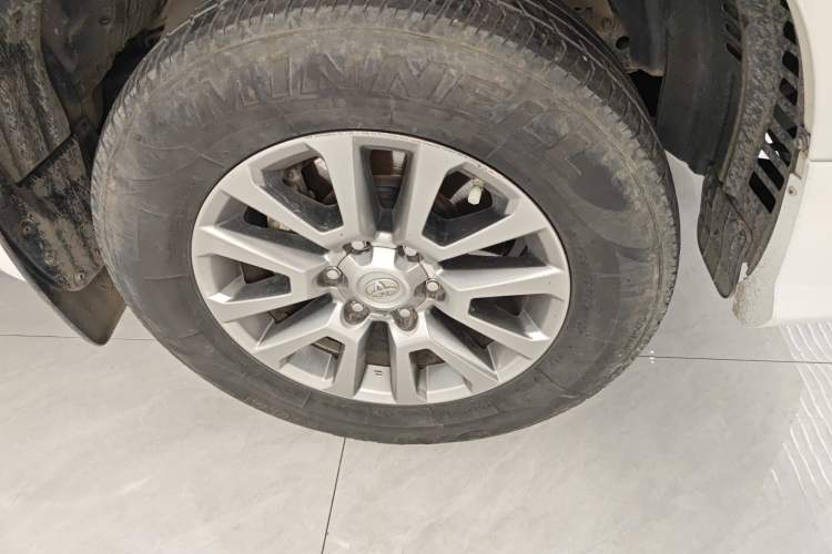 Used Toyota Prado 2018 3.5L Automatic TX-L with Rear-Mounted Spare Tire Exterior 7