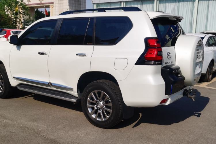 Used Toyota Prado 2018 3.5L Automatic TX-L with Rear-Mounted Spare Tire Exterior 8