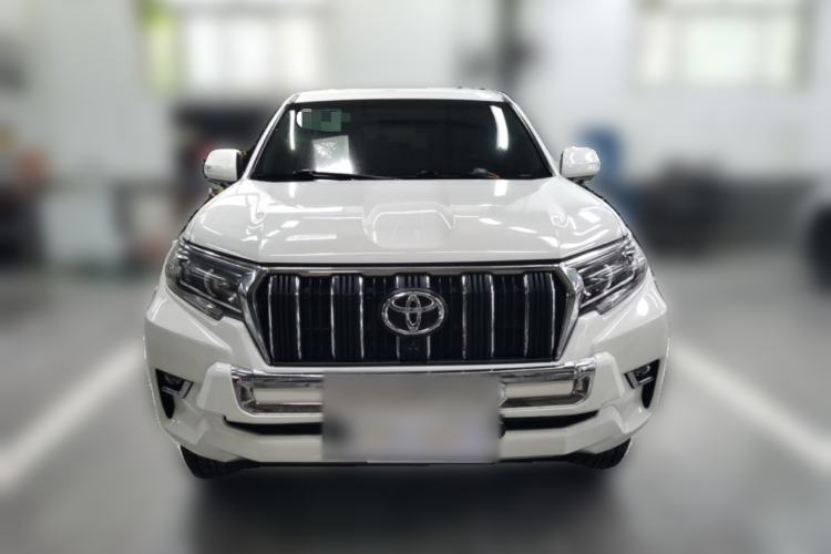 Used Toyota Prado  Front