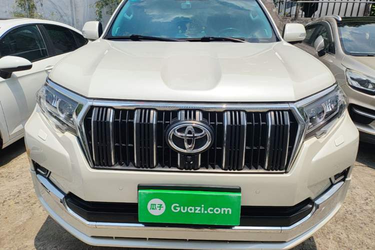Used Toyota Prado 2018 3.5L Automatic TX-L with Rear-Mounted Spare Tire Front