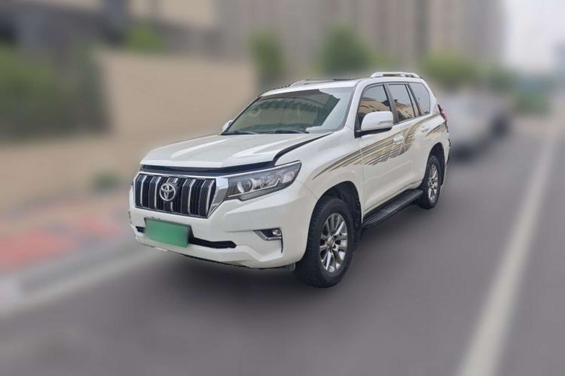 Used Toyota Prado 2018 4.0L TXL Nine Airbags External Mount – Middle East Version Front Left 45 Deg