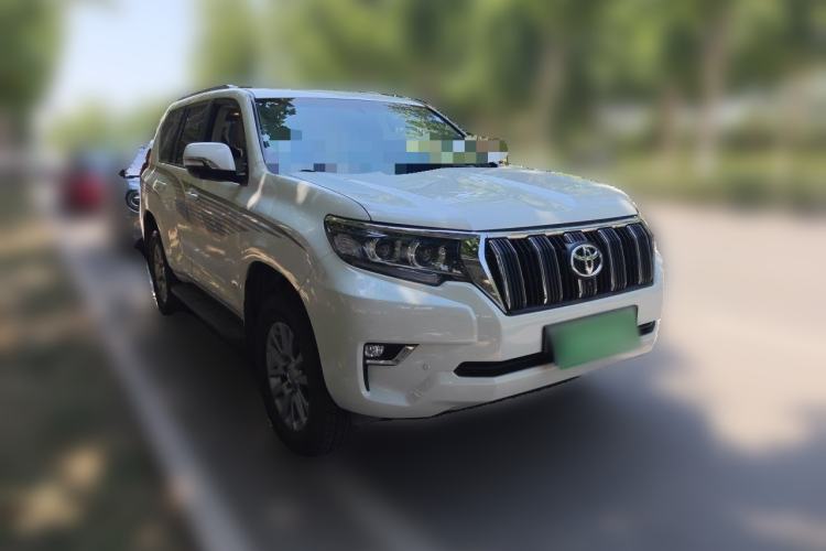 Used Toyota Prado 2018 4.0L GXR Dubai Edition – Middle East Front Right 45 Deg