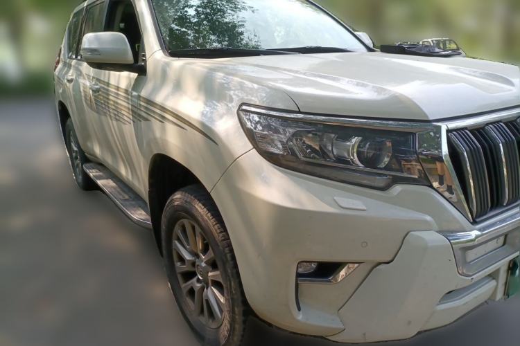 Used Toyota Prado 2018 3.5L Automatic TX-L with Rear-Mounted Spare Tire Front Right 45 Deg