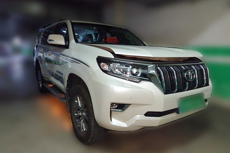 Used Toyota Prado 2018 3.5L Automatic TX-L with Rear-Mounted Spare Tire Front Right 45 Deg