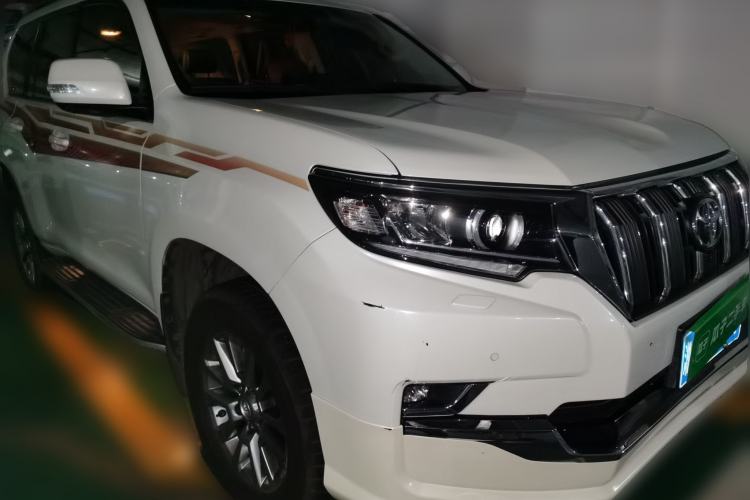 Used Toyota Prado 2018 3.5L Automatic TX-L with Rear-Mounted Spare Tire Front Right 45 Deg
