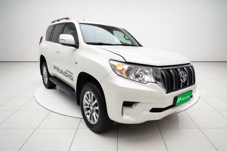 Used Toyota Prado 2018 4.0L TX-L U.S. Specification Front Right 45 Deg