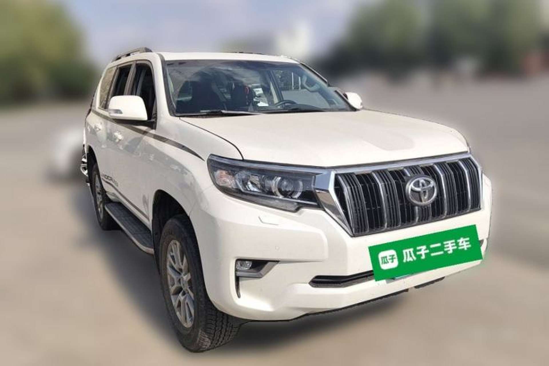 Used Toyota Prado 2018 3.5L Automatic TX-L with Rear-Mounted Spare Tire Front Right 45 Deg