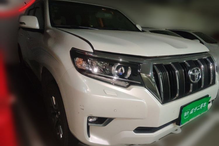 Used Toyota Prado 2018 3.5L Automatic TX-L with Rear-Mounted Spare Tire Front Right 45 Deg
