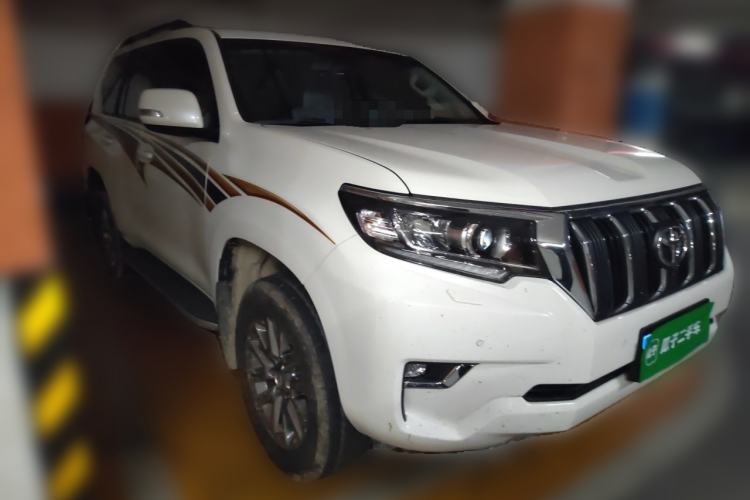 Used Toyota Prado 2018 3.5L Automatic TX-L with Rear-Mounted Spare Tire Front Right 45 Deg
