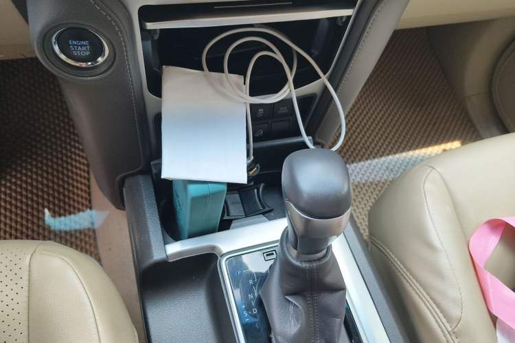 Used Toyota Prado 2018 3.5L Automatic TX Gear Lever