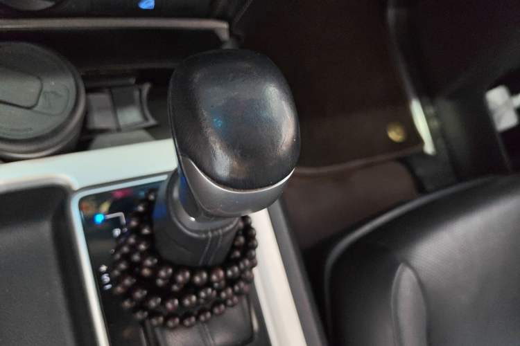 Used Toyota Prado 2018 3.5L Automatic TX-L with Rear-Mounted Spare Tire Gear Lever