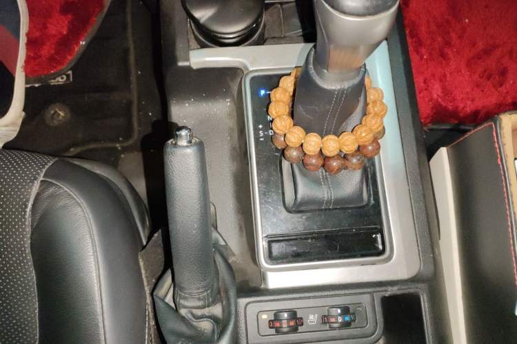 Used Toyota Prado 2018 3.5L Automatic TX-L with Rear-Mounted Spare Tire Gear Lever