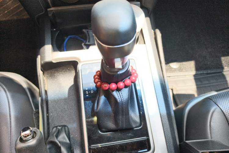 Used Toyota Prado 2018 3.5L Automatic TX-L NAVI Gear Lever