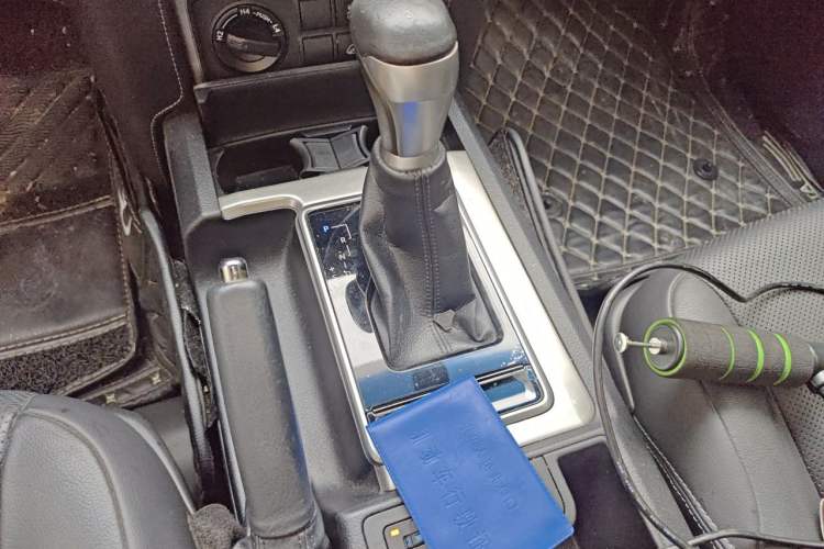 Used Toyota Prado 2018 3.5L Automatic TX-L with Rear-Mounted Spare Tire Gear Lever