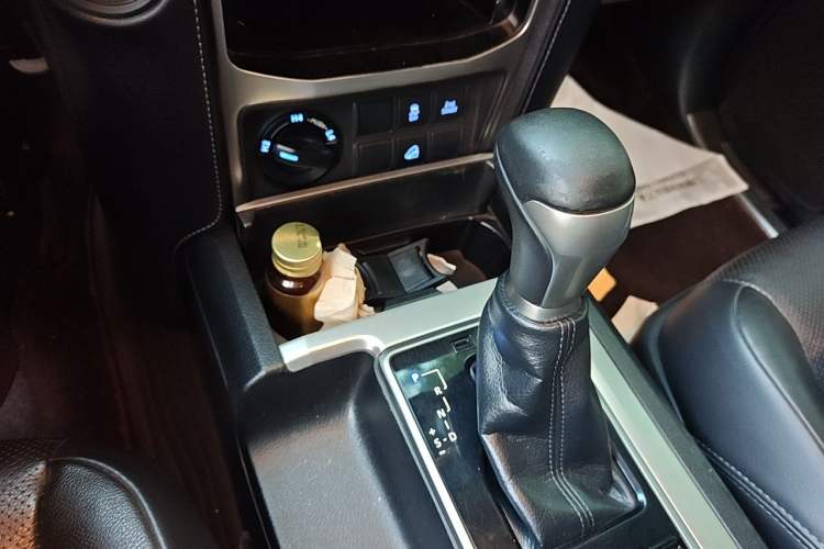 Used Toyota Prado 2018 3.5L Automatic TX-L NAVI Gear Lever