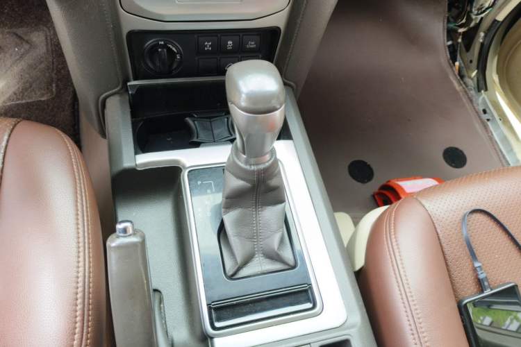 Used Toyota Prado  Gear Lever