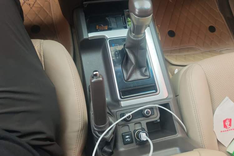 Used Toyota Prado  Gear Lever