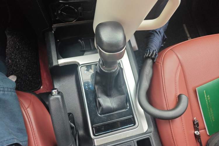 Used Toyota Prado 2018 3.5L Automatic TX-L with Rear-Mounted Spare Tire Gear Lever