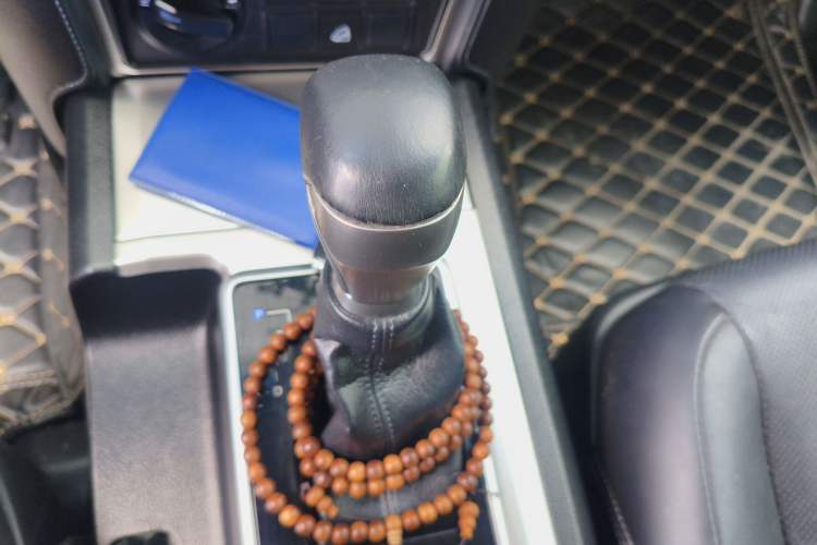 Used Toyota Prado 2018 3.5L Automatic TX-L with Rear-Mounted Spare Tire Gear Lever
