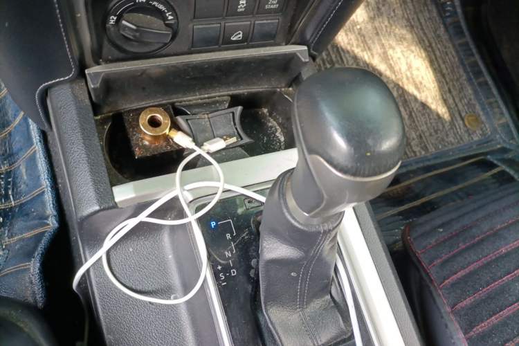 Used Toyota Prado 2018 3.5L Automatic TX-L with Rear-Mounted Spare Tire Gear Lever