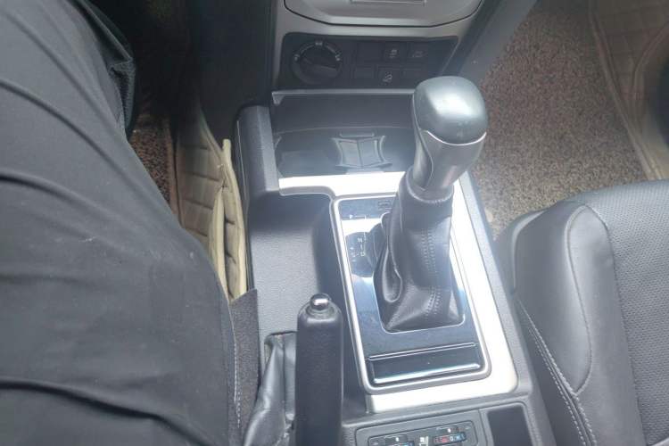 Used Toyota Prado 2018 3.5L Automatic TX Gear Lever