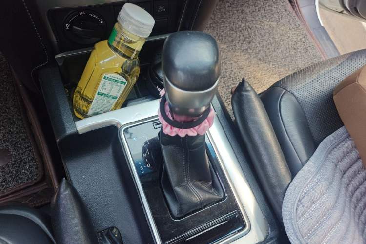 Used Toyota Prado 2018 3.5L Automatic TX-L NAVI Gear Lever