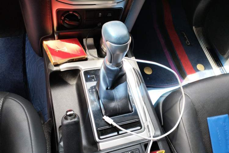 Used Toyota Prado 2018 3.5L Automatic TX-L with Rear-Mounted Spare Tire Gear Lever