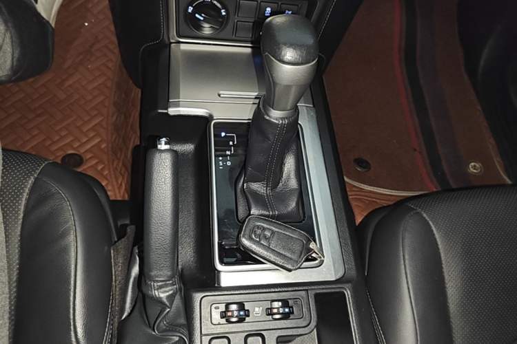 Used Toyota Prado 2018 3.5L Automatic TX-L NAVI with Rear-Mounted Spare Tire Gear Lever