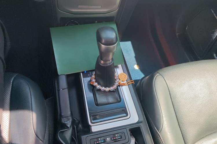Used Toyota Prado 2018 3.5L Automatic TX-L with Rear-Mounted Spare Tire Gear Lever