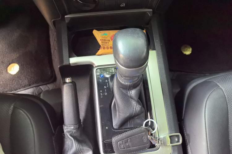 Used Toyota Prado 2018 3.5L Automatic TX-L with Rear-Mounted Spare Tire Gear Lever