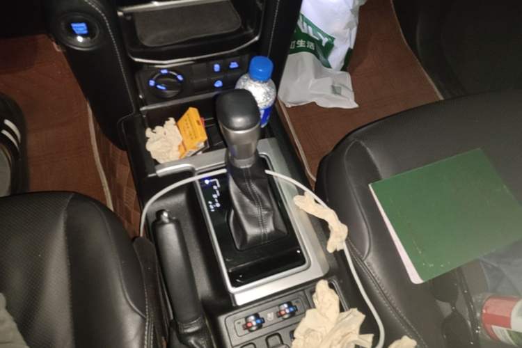 Used Toyota Prado 2018 3.5L Automatic TX-L with Rear-Mounted Spare Tire Gear Lever