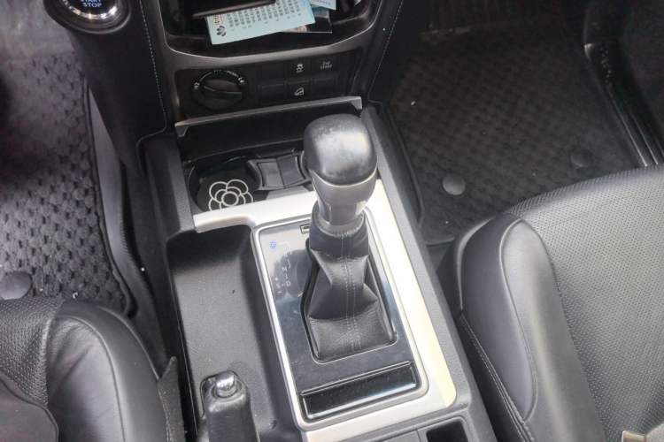 Used Toyota Prado 2018 3.5L Automatic TX-L NAVI with Rear-Mounted Spare Tire Gear Lever