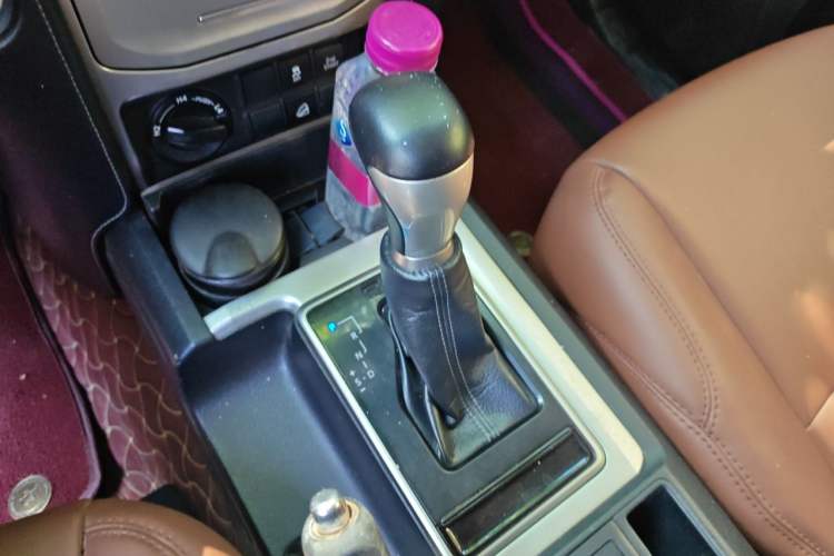 Used Toyota Prado 2018 3.5L Automatic TX Gear Lever