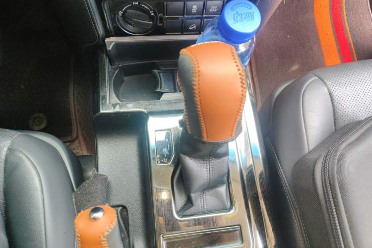 Used Toyota Prado 2018 3.5L Automatic TX-L NAVI with Rear-Mounted Spare Tire Gear Lever