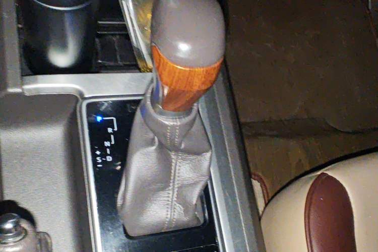 Used Toyota Prado  Gear Lever