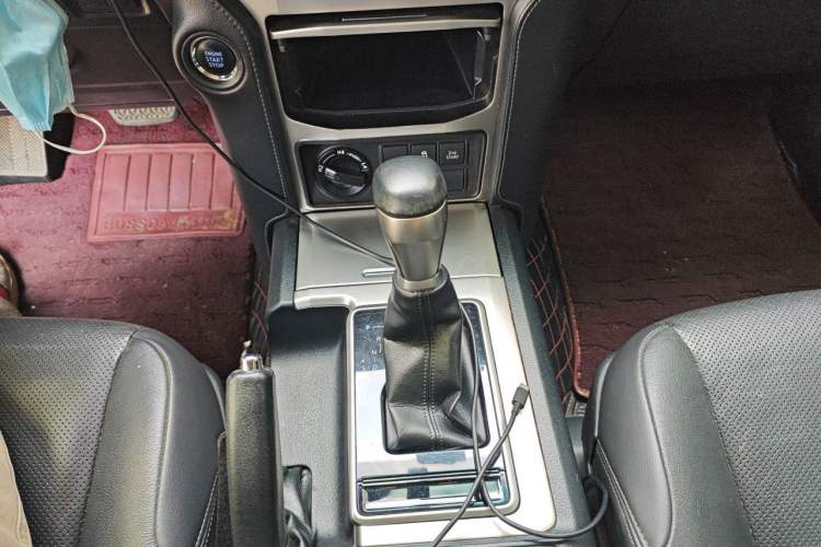 Used Toyota Prado 2018 3.5L Automatic TX-L NAVI with Rear-Mounted Spare Tire Gear Lever
