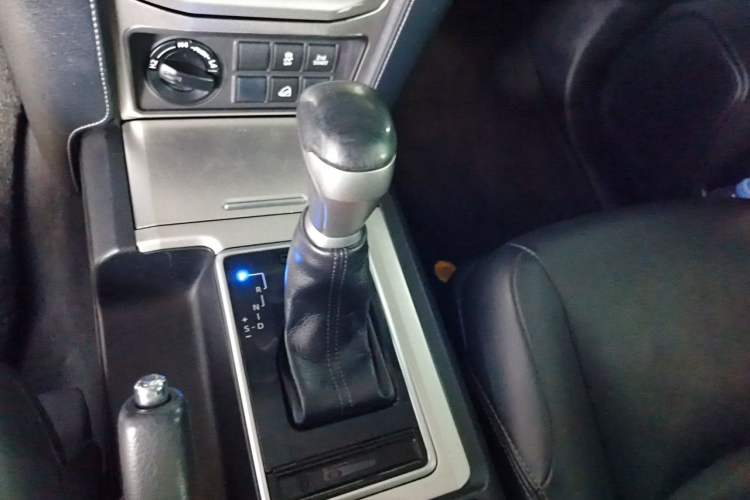 Used Toyota Prado 2018 3.5L Automatic TX-L NAVI with Rear-Mounted Spare Tire Gear Lever