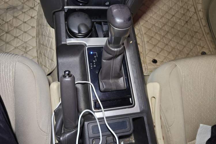 Used Toyota Prado 2018 3.5L Automatic TX Gear Lever