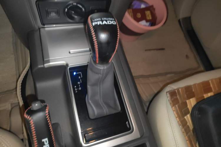 Used Toyota Prado  Gear Lever